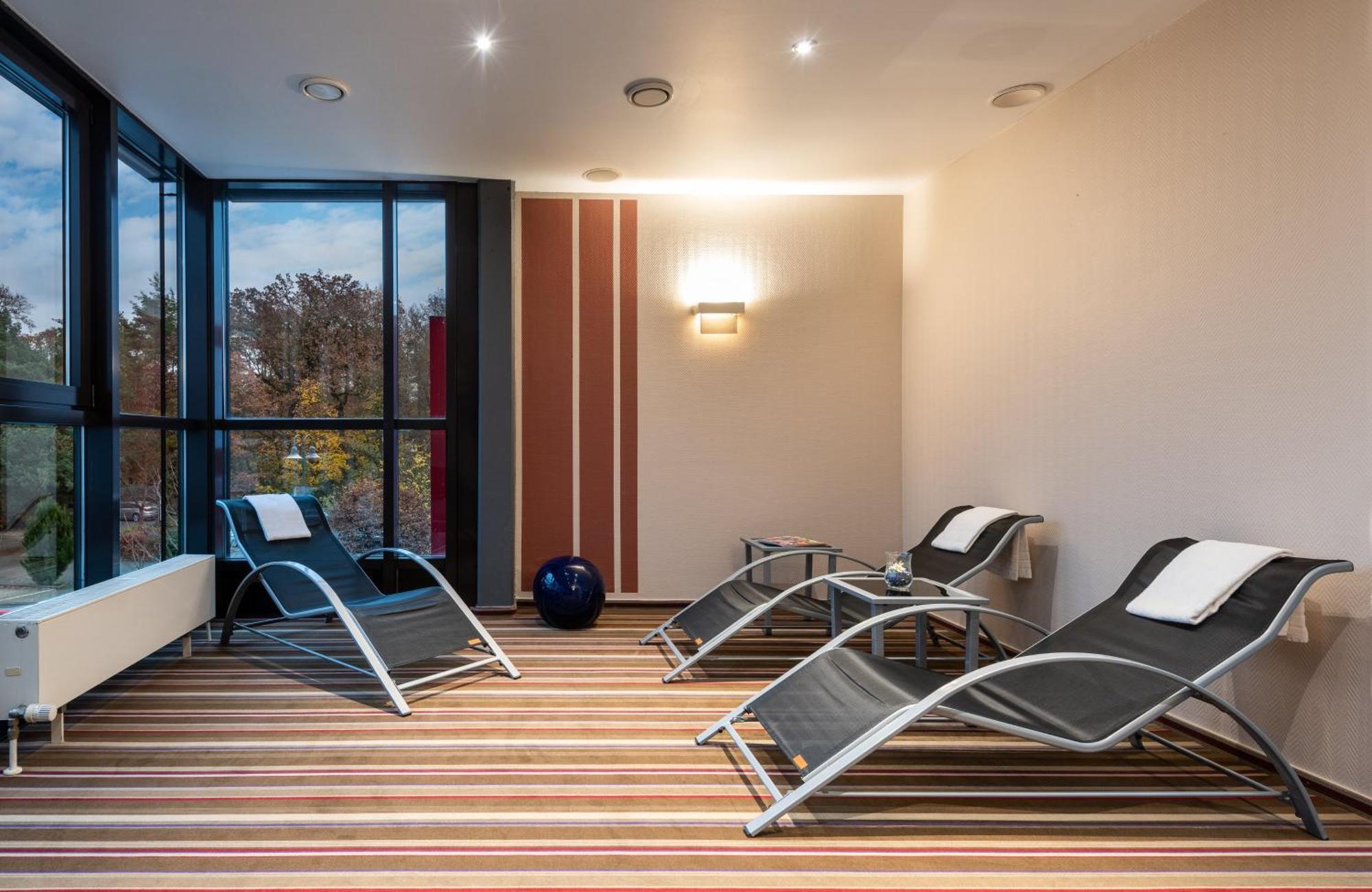 Leonardo Hotel Frankfurt City South Frankfurt am Main Exterior photo
