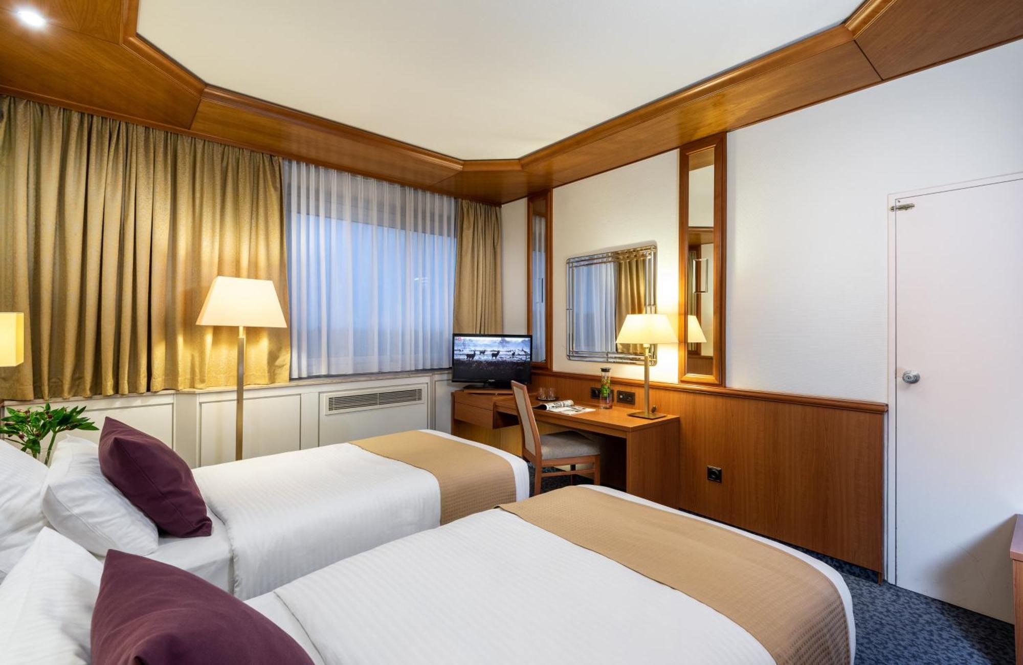 Leonardo Hotel Frankfurt City South Frankfurt am Main Exterior photo
